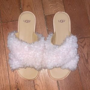 Ugg sandal